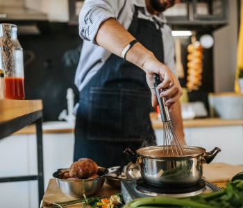 How to Handle Kitchen Accidents During the Holidays